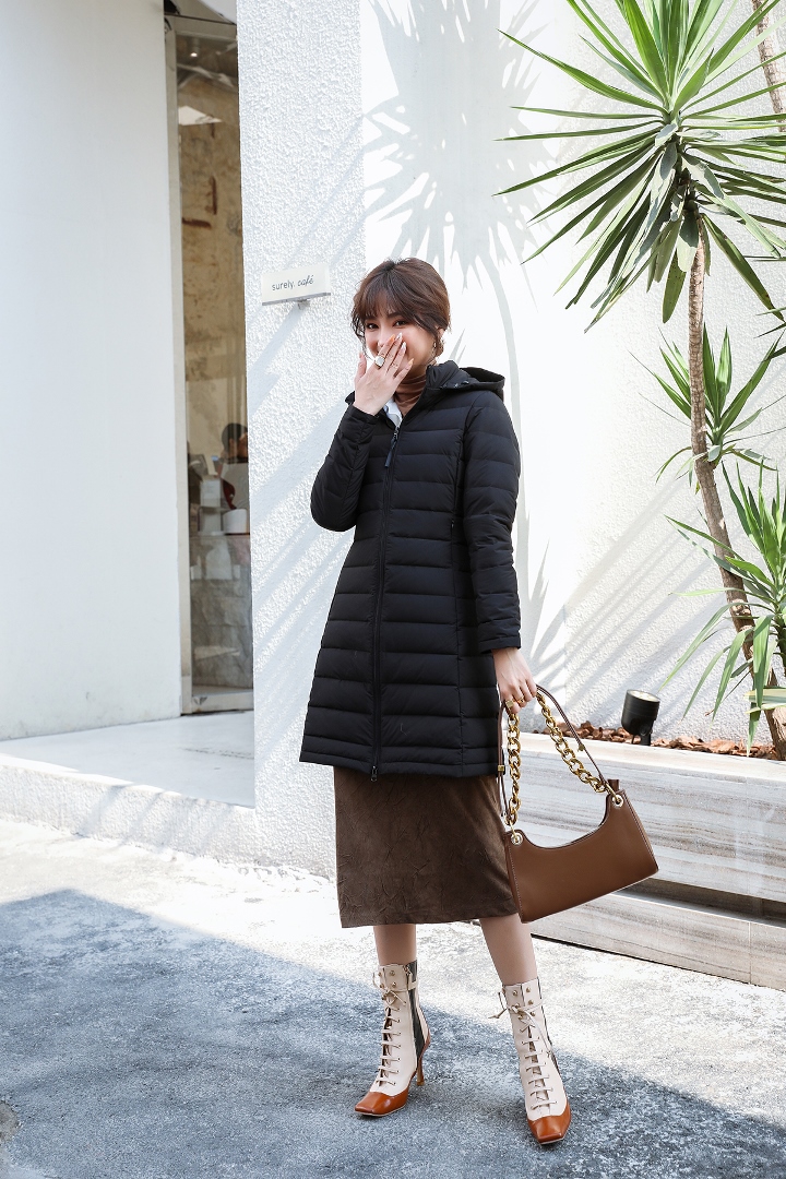 春裝薄料已登服裝市場(chǎng)